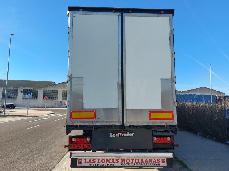 Semi-remorque Lecitrailer Tauliner