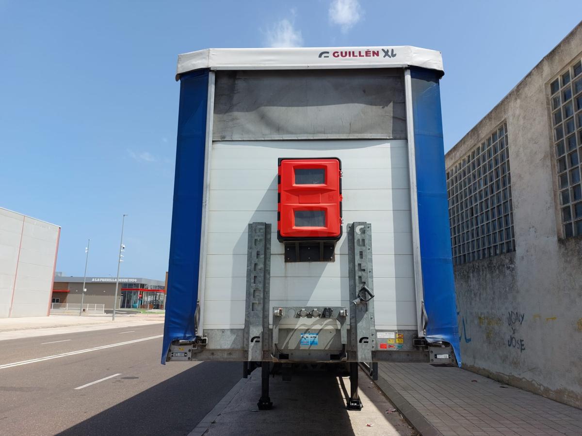 Semi-trailer Guillen Tauliner PortaBobinas