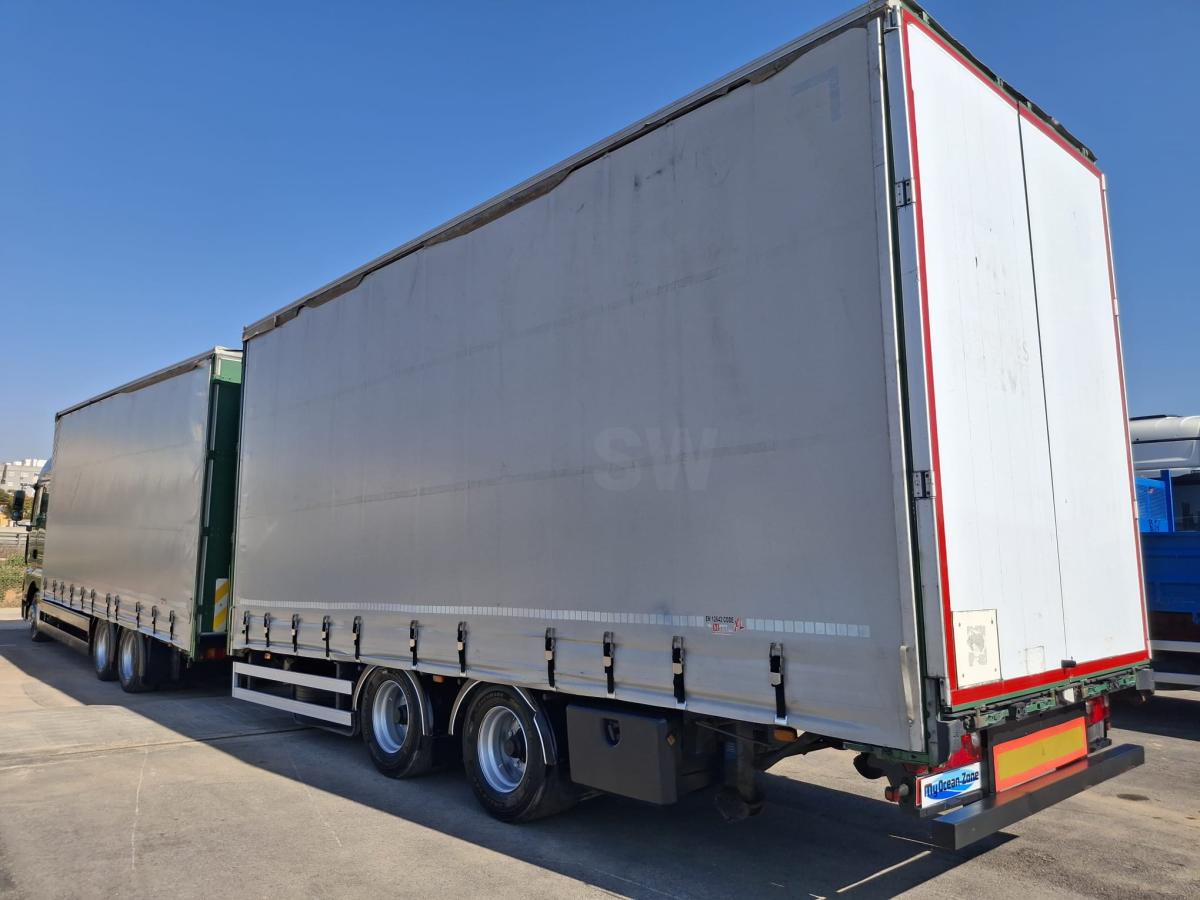 Trailer truck MAN TGA 26.440