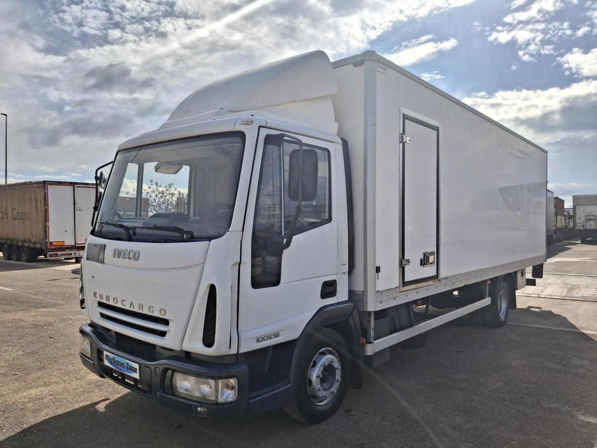 Camion Iveco Eurocargo 100E18