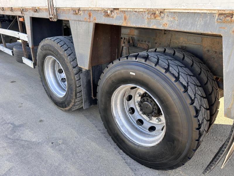 Camión Volvo FM10 320