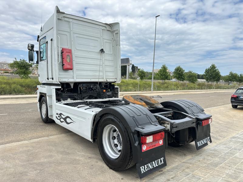 Cabeza tractora Renault Magnum 480 DXI