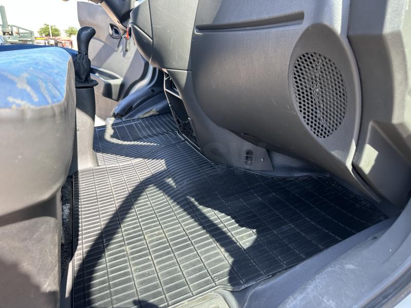 samochód dostawczy Iveco Daily 35C13