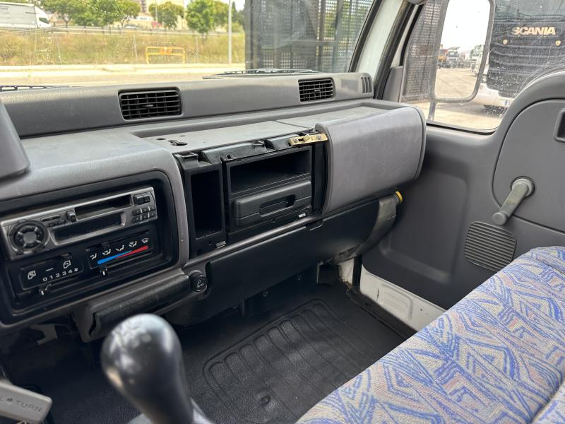 Carrinha comercial Nissan Cabstar 35.11