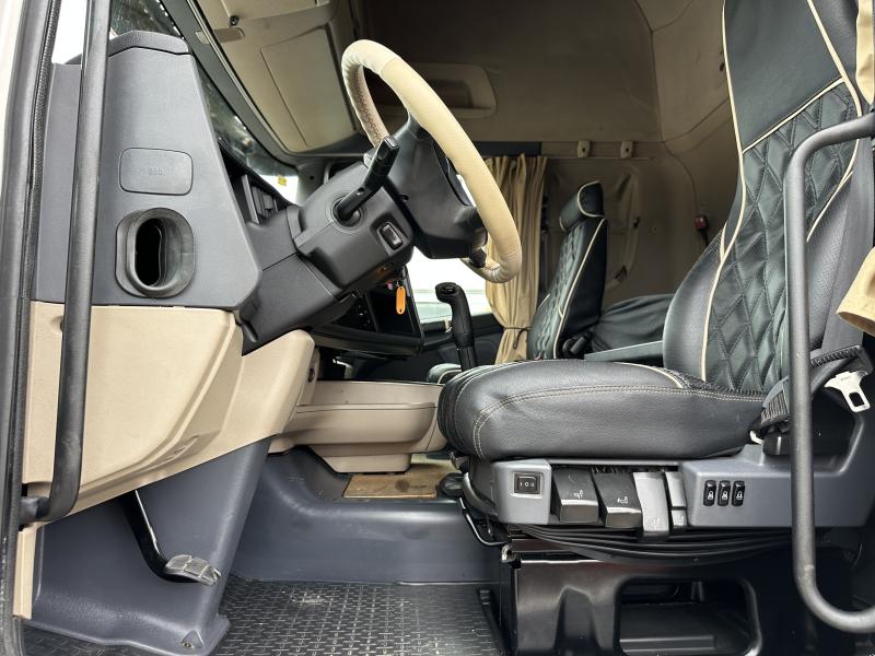 Tractor Scania R R 440