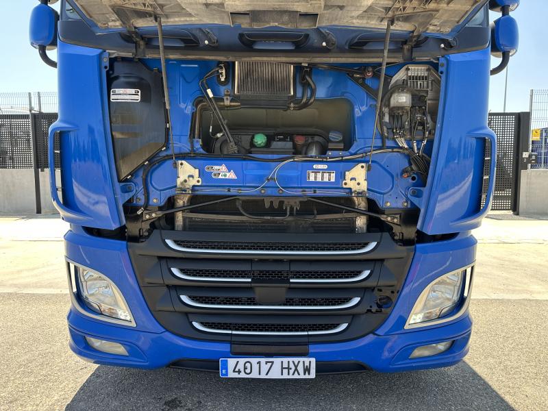 Tractor DAF XF460