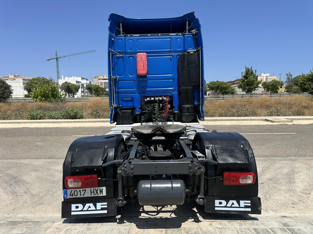 Tractor DAF XF460