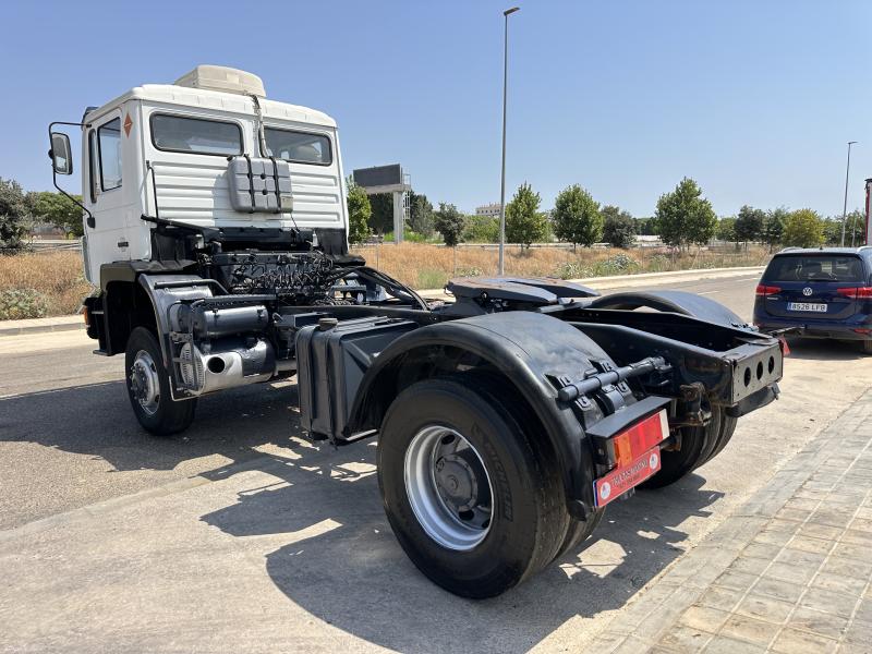 Tracteur MAN 19.414