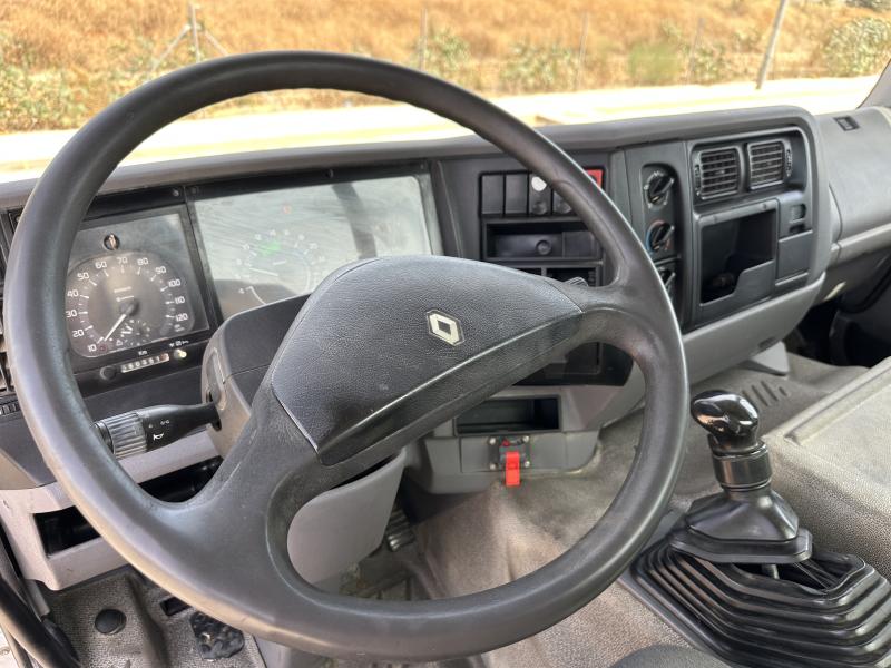 Tracteur Renault Kerax 400