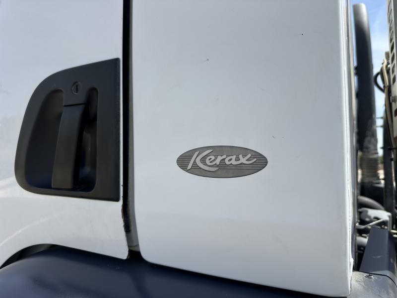 Tracteur Renault Kerax 400