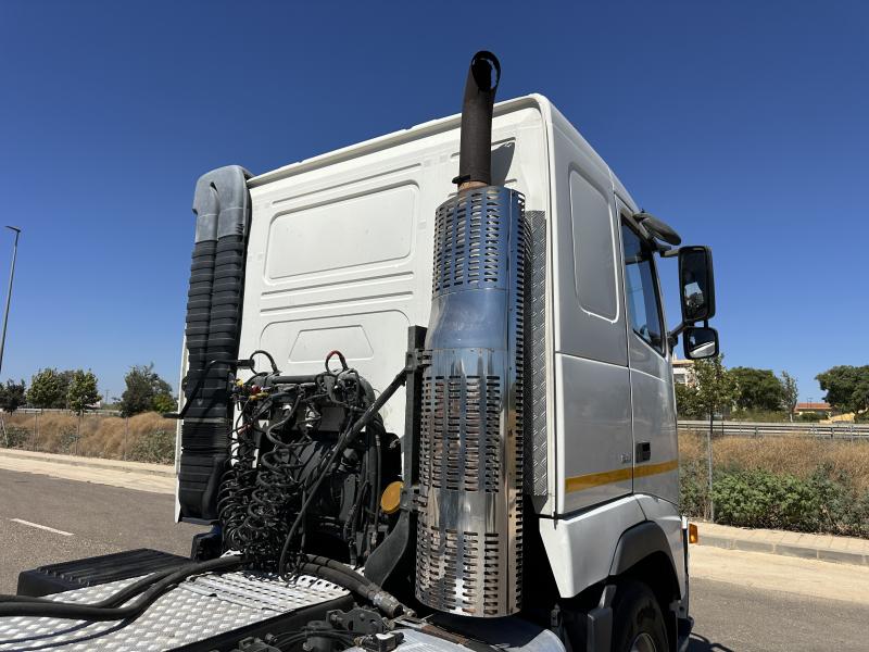 Tracteur Volvo FH16 550