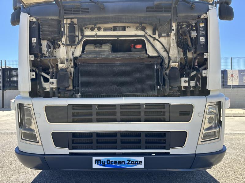 Tracteur Volvo FH16 550