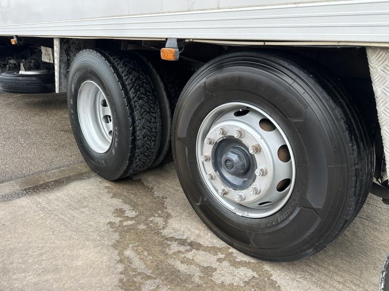 Camion Volvo FH12 380
