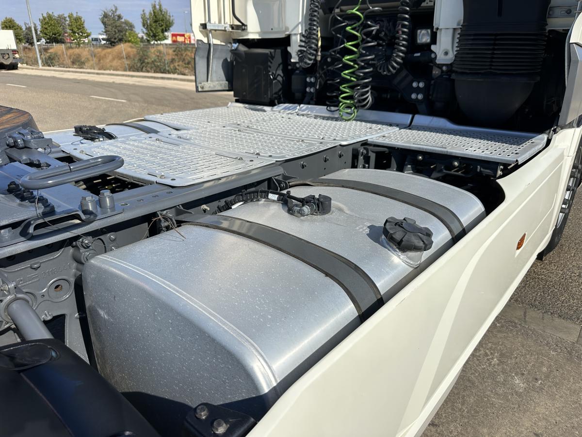 Tracteur DAF XF 530