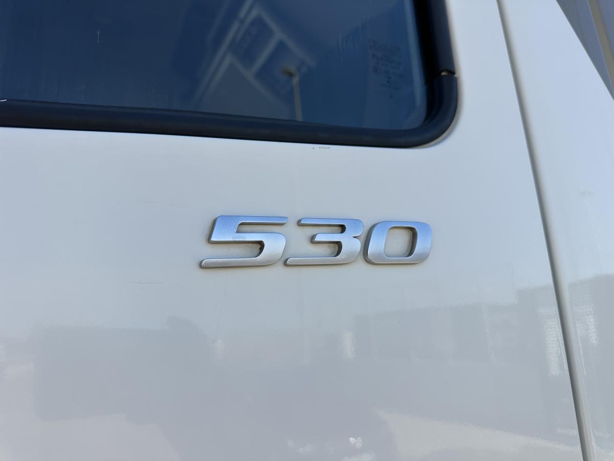 Tracteur DAF XF 530