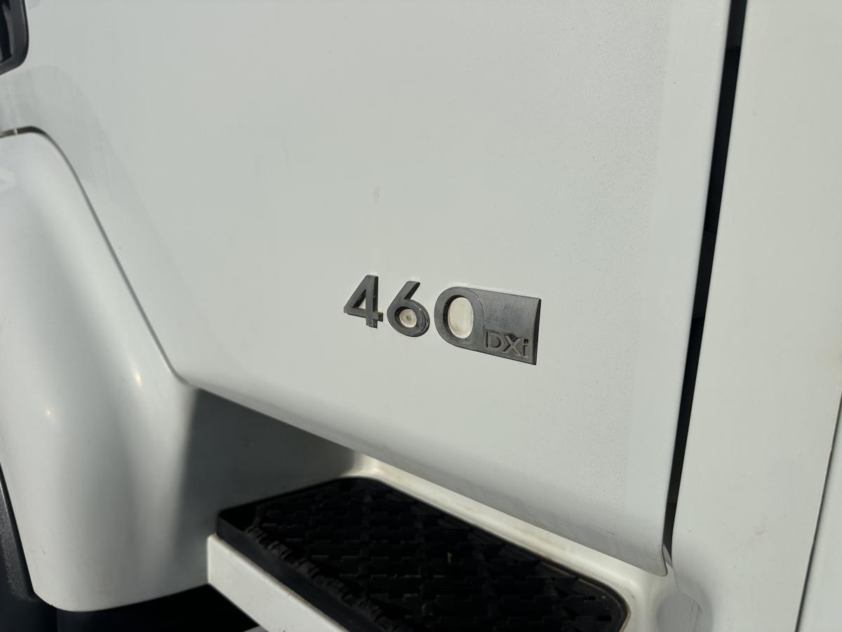 Trekker Renault Premium 460 DXI