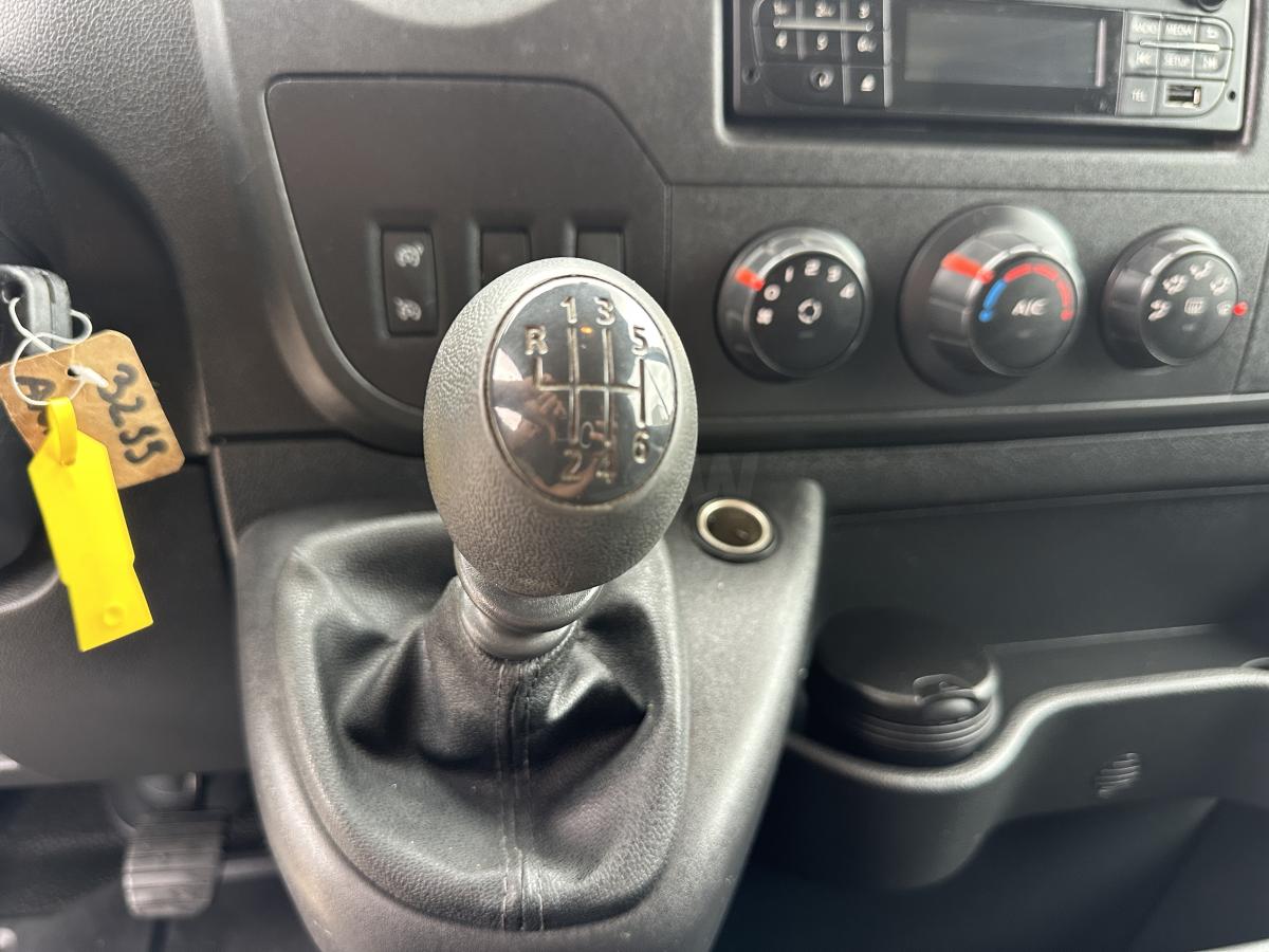 Bedrijfswagen Renault Master 2.3 DCI 150