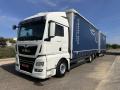 vrachtwagen met aanhanger MAN TGX