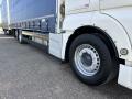 vrachtwagen met aanhanger MAN TGX