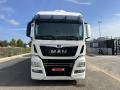 vrachtwagen met aanhanger MAN TGX