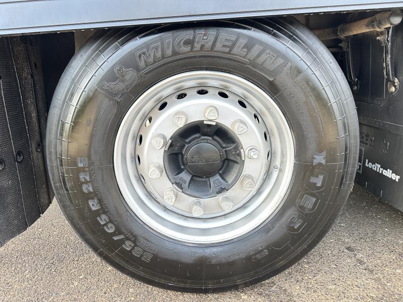 Semirimorchio Lecitrailer TECHO ELEVABLE EJES VALX