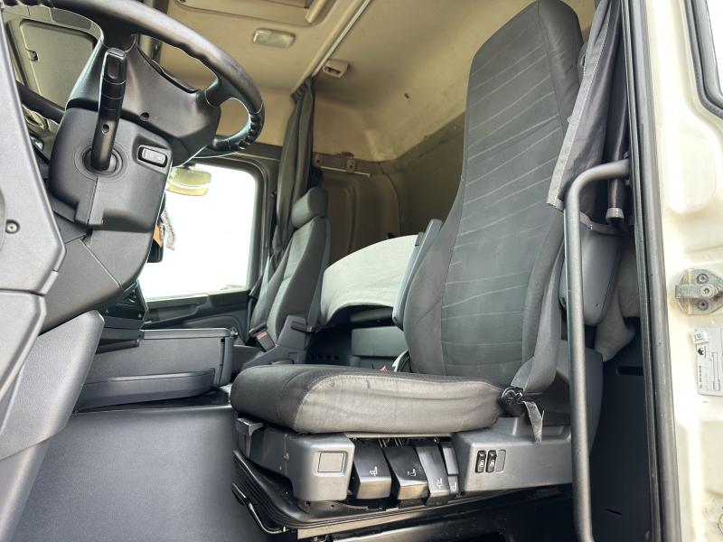 Ciągnik siodłowy Scania G 400