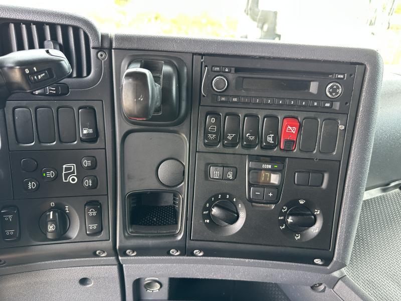 Ciągnik siodłowy Scania G 400