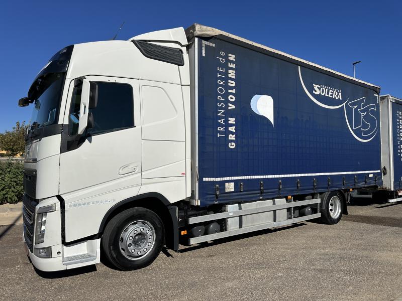 Lkw-Anhänger Volvo FH13 460