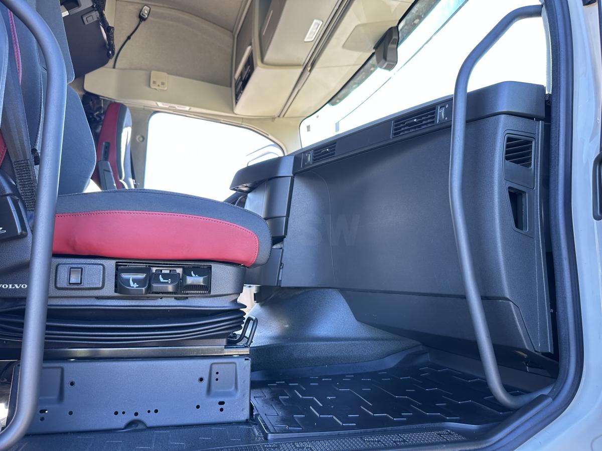 Lkw-Anhänger Volvo FH13 460