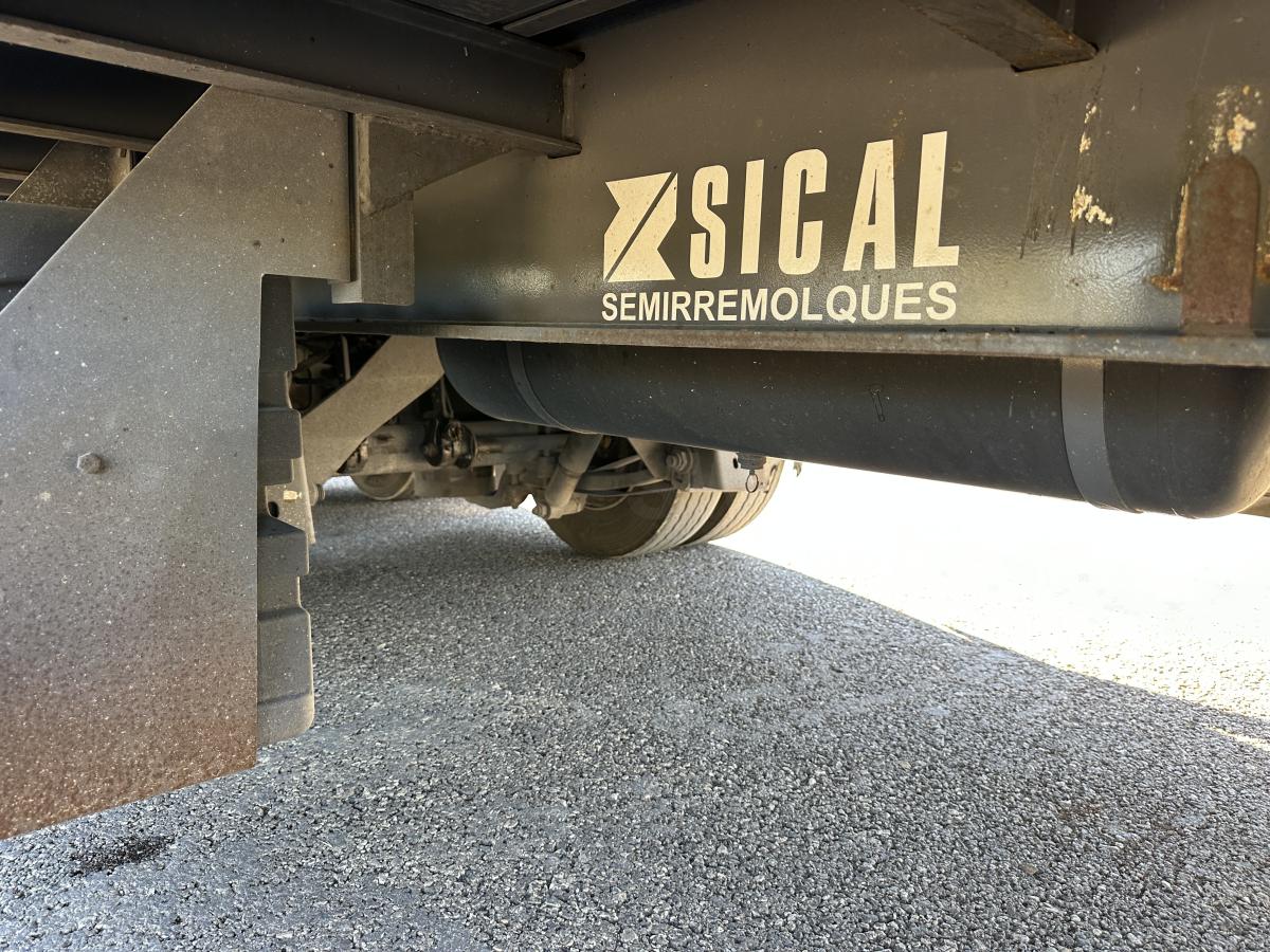 Trailer truck Volvo FH13