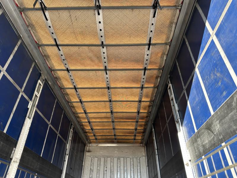 Trailer truck Volvo FH13