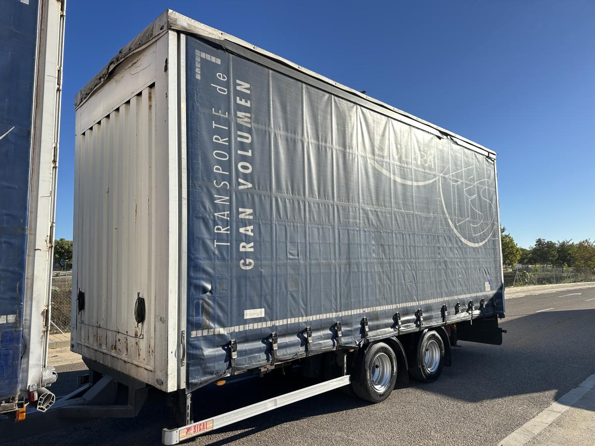 Trailer truck Volvo FH13