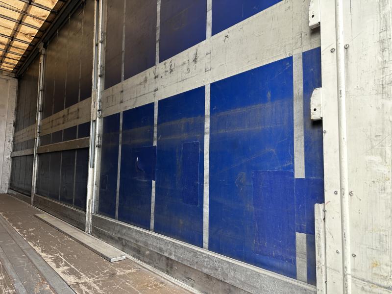 Camion remorque DAF XF 480