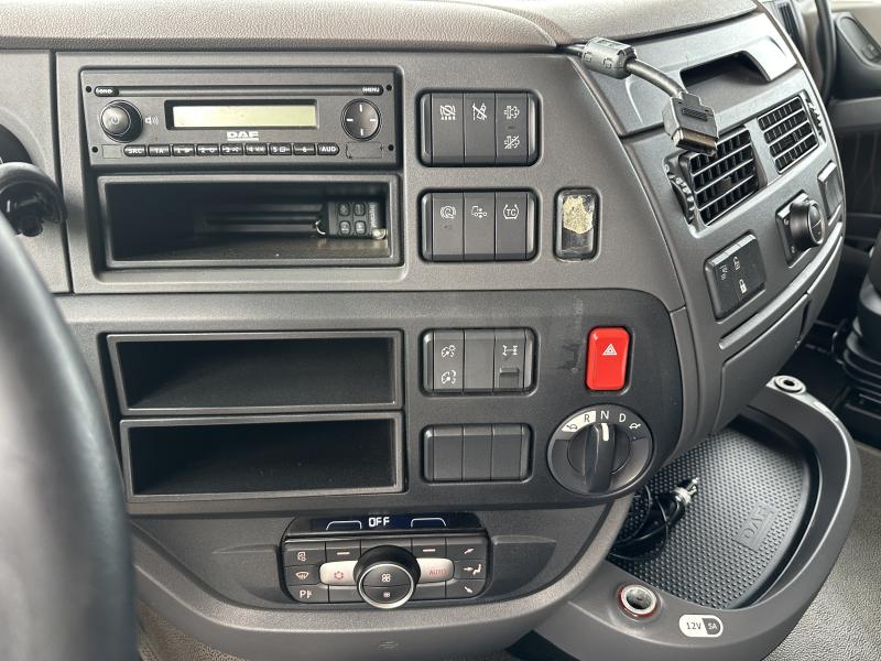 Camion remorque DAF XF 480