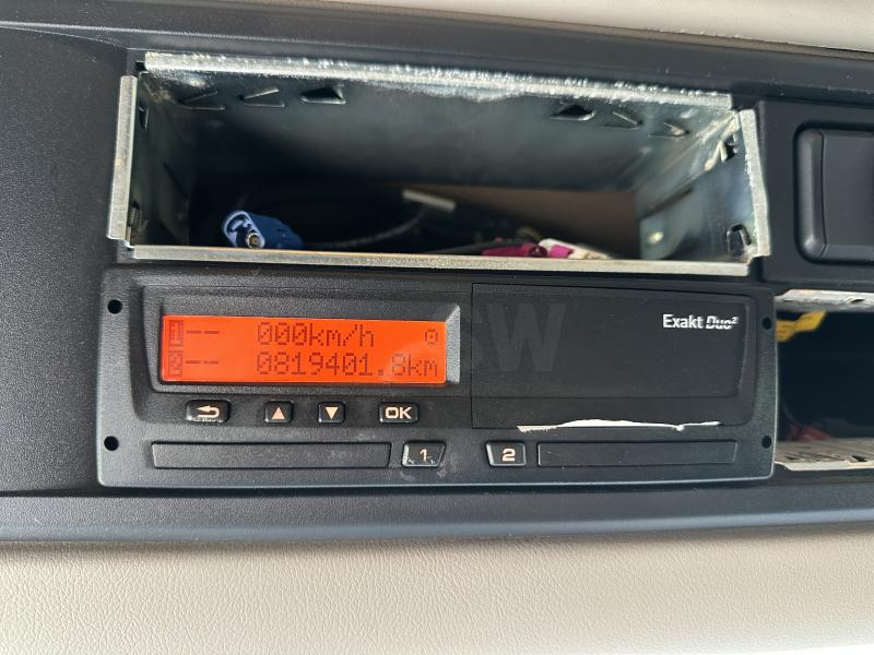 Camion remorque DAF XF 480