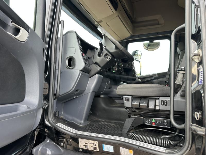 Camión remolque Scania R 450