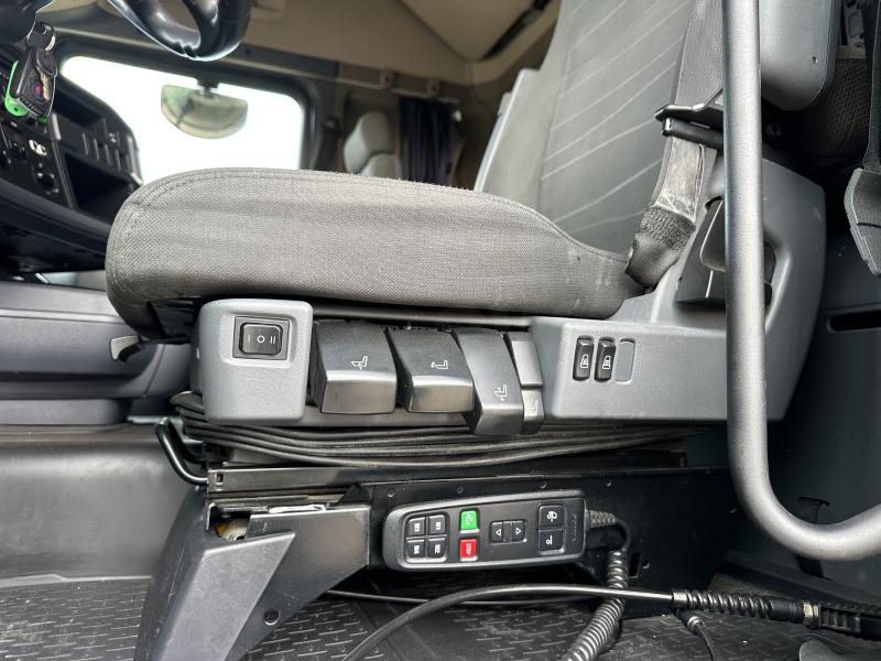 Camión remolque Scania R 450