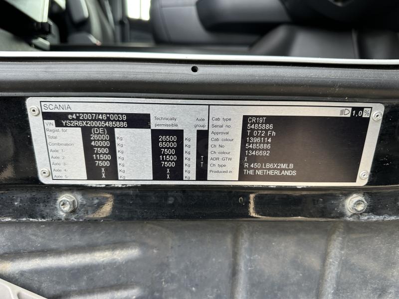 Camión remolque Scania R 450