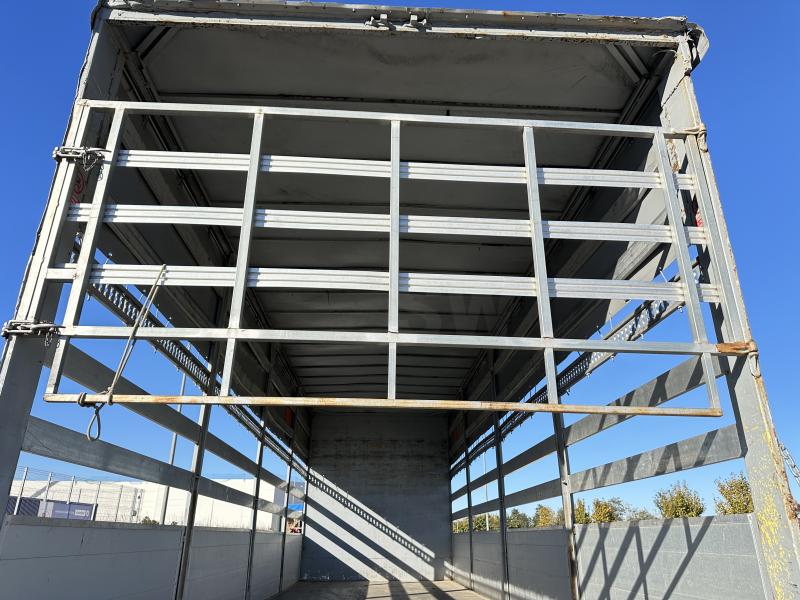 Camión Mercedes Antos 2535