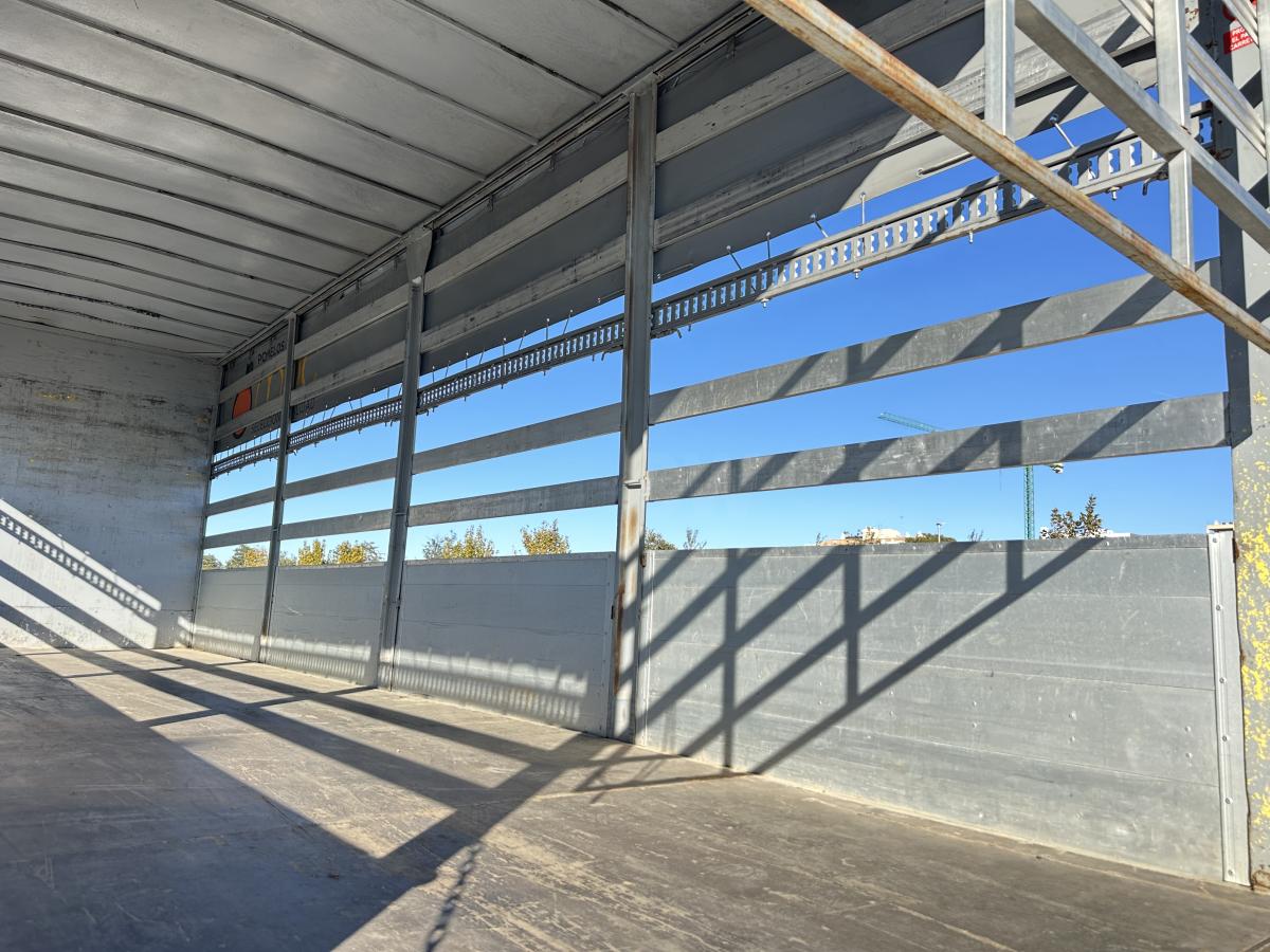 Camión Mercedes Antos 2535