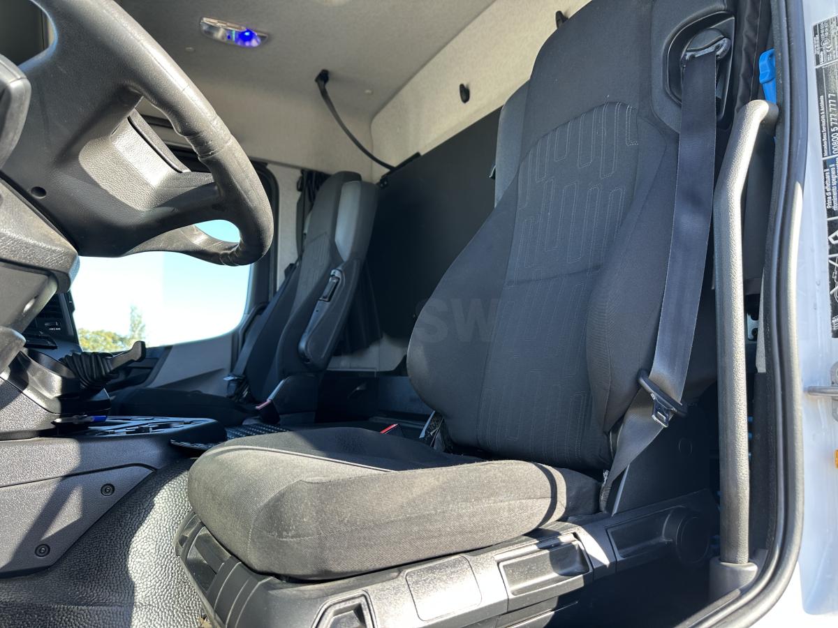 Camión Mercedes Antos 2535