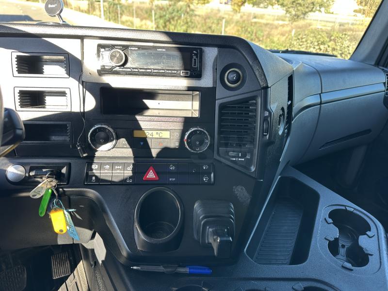 Camión Mercedes Antos 2535