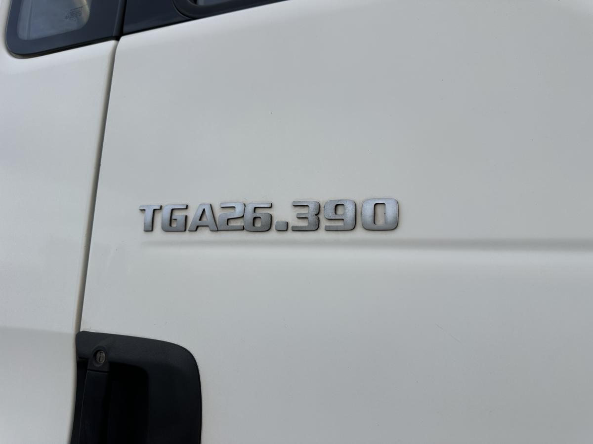 Camión MAN TGA 26.390