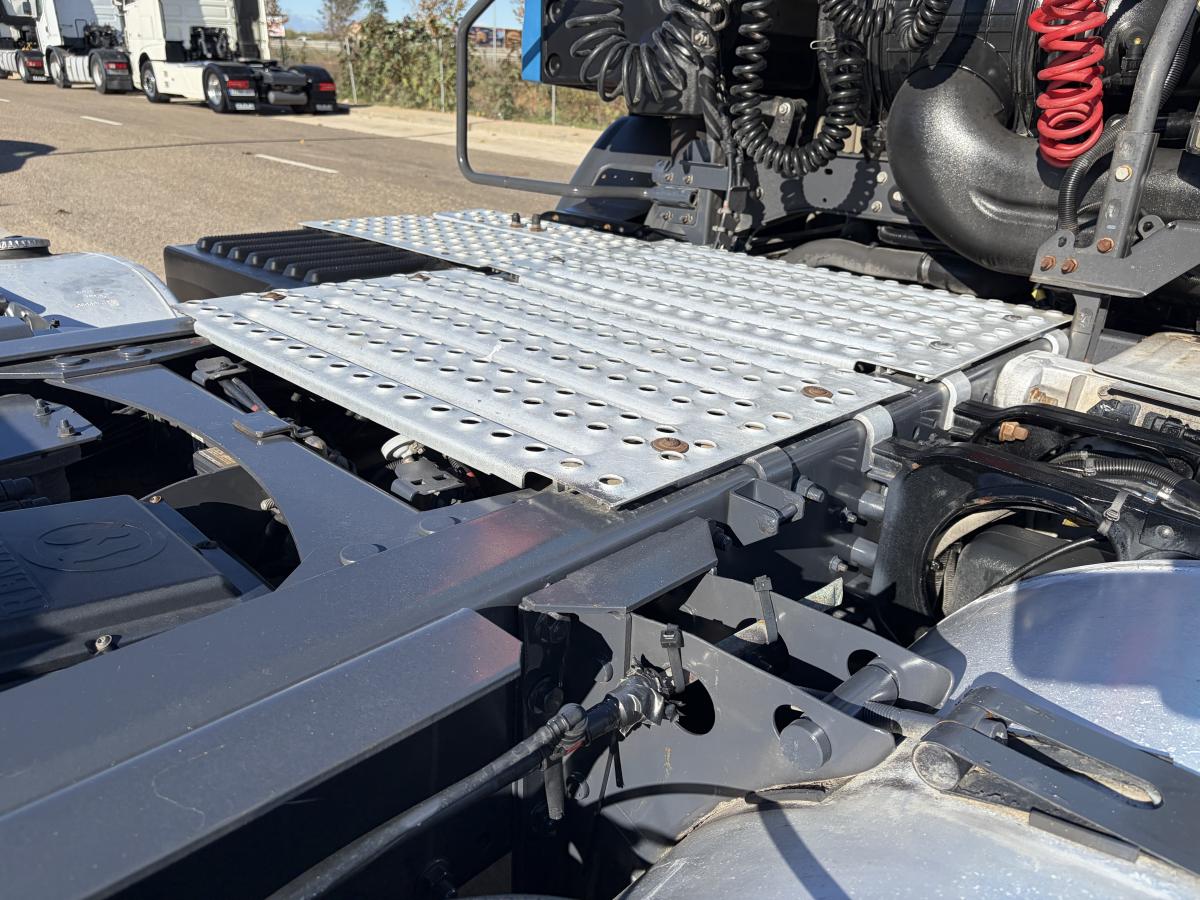 Cabeza tractora Renault Premium 460 DXI
