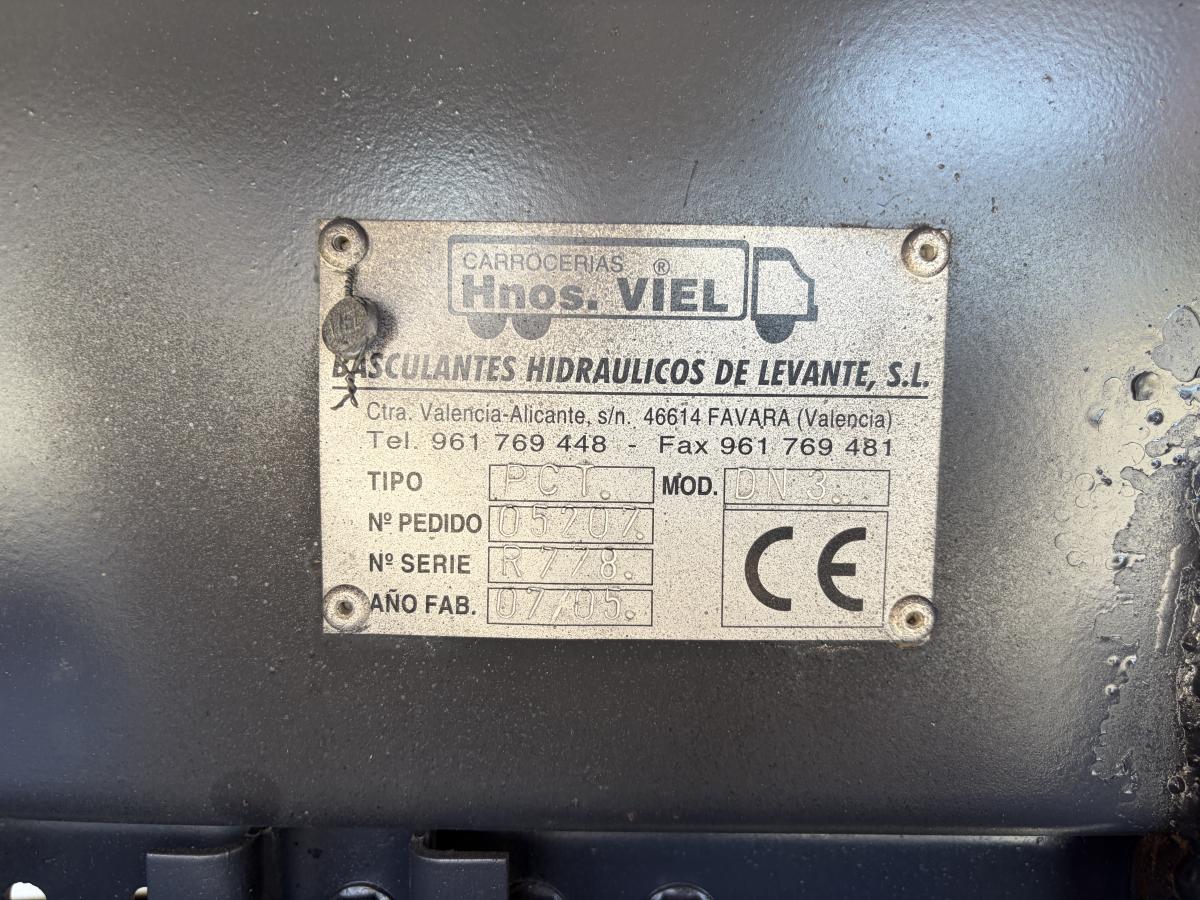 Ciężarówka Mitsubishi Canter 35.13