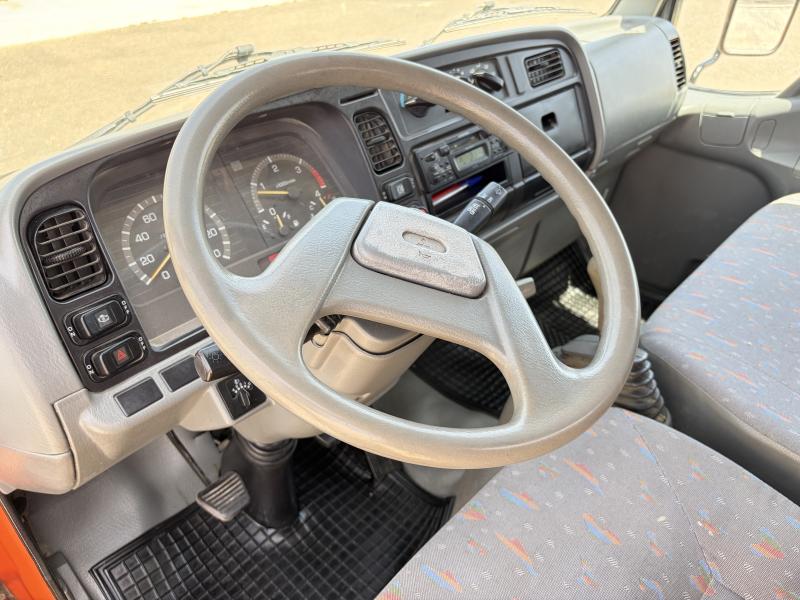 Ciężarówka Mitsubishi Canter 35.13