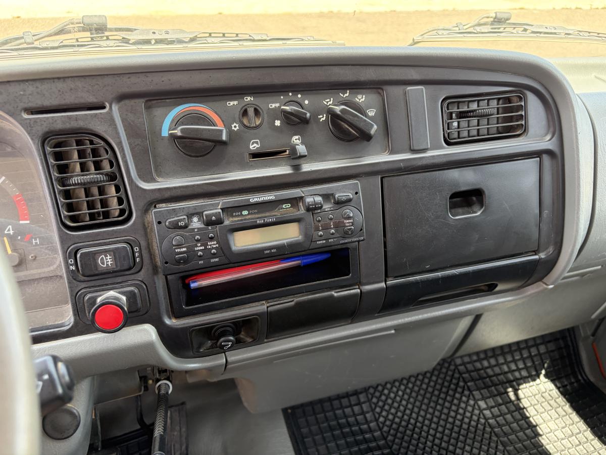 Ciężarówka Mitsubishi Canter 35.13