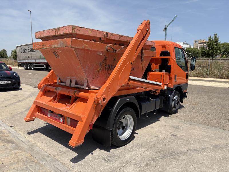 Ciężarówka Mitsubishi Canter 35.13