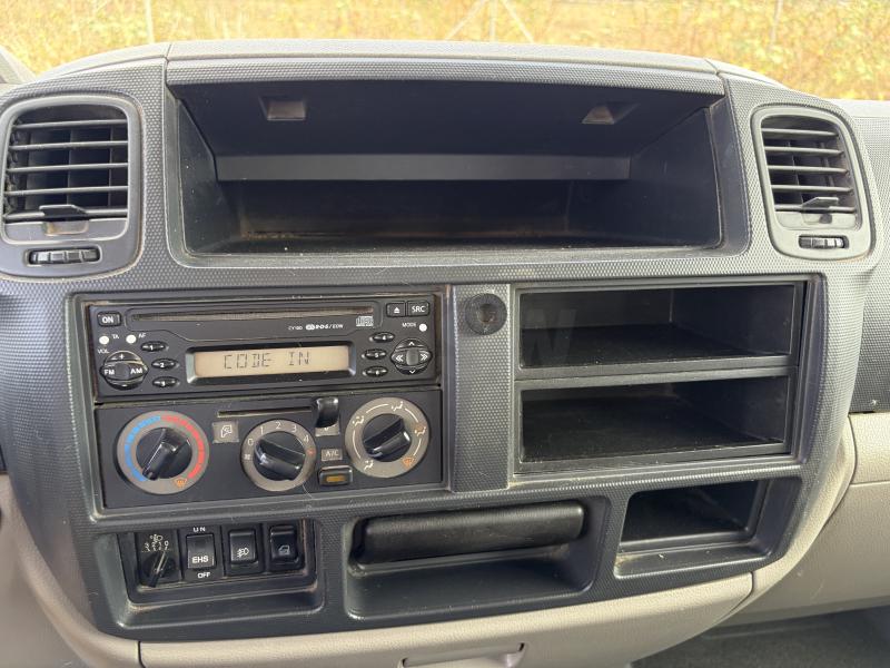 samochód dostawczy Nissan Cabstar 35.13