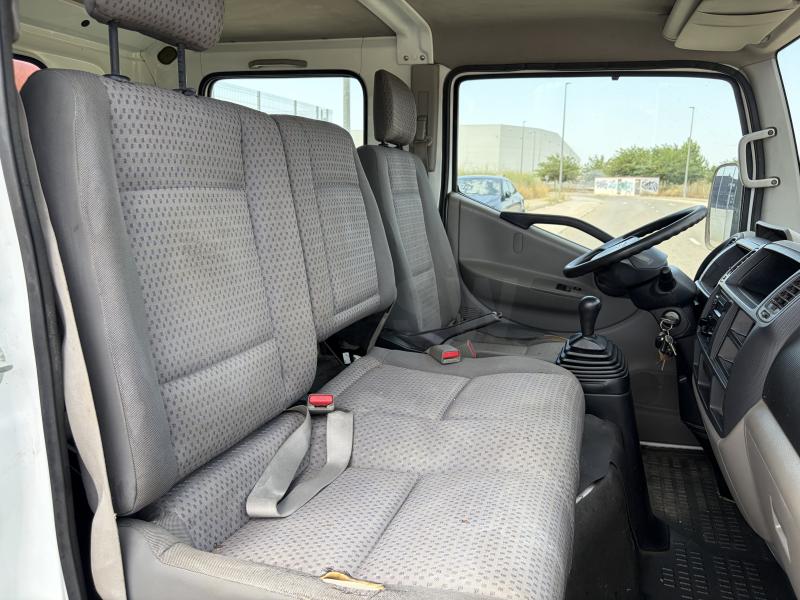 samochód dostawczy Nissan Cabstar 35.13